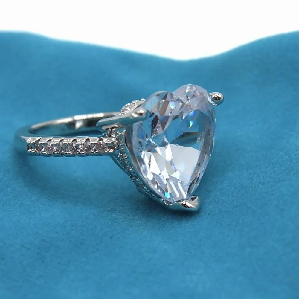 Stunning Large 5.00ctw Cubic Zirconia Heart Ring Solid 925 Sterling Silver - Picture 11 of 12